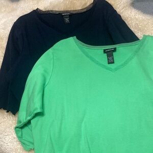 V neck top set of two